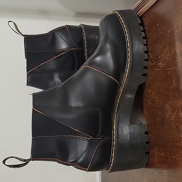 Dr. Martens Chelsea Chunky Zip 8 - Picture 4 of 6